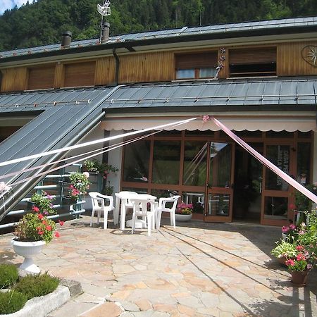 Casa Per Ferie Paola Di Rosa Hotel Arta Terme מראה חיצוני תמונה