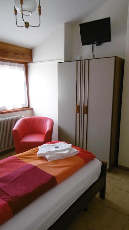 Casa Per Ferie Paola Di Rosa Hotel Arta Terme מראה חיצוני תמונה