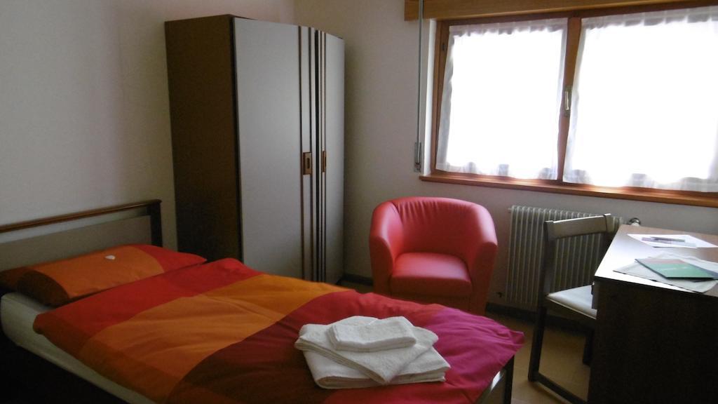 Casa Per Ferie Paola Di Rosa Hotel Arta Terme חדר תמונה